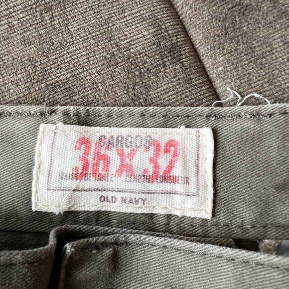 Old Navy Gray Cargo Pants - Picture 3 of 3